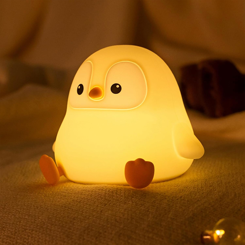 Baby Nursery Table Lamp - โคมไฟกลางคืนรูปเพนกวินน่ารัก ซิลิโคนสำหรับห้องเด็ก โคมไฟนอนหลับ ควบคุมด้วยระบบสัมผัส ชาร์จผ่าน USB